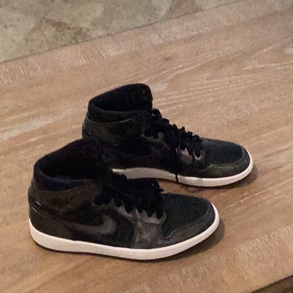 Jordan 1 Retro Black Patent High Tops Size 8.5 - Picture 8 of 13